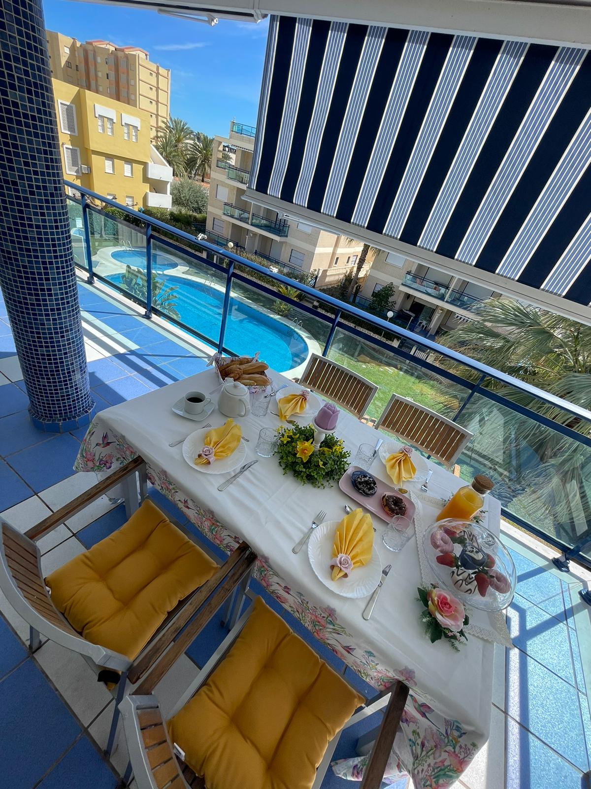 a4b02415-b497-4528-a4d8-e615ea51763d